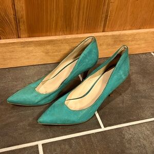 Nine West Heels Turquoise size 8